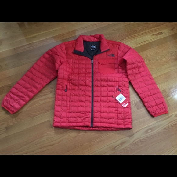 SALE Men North Face Thermoball Red Snow Jacket NWT - Picture 2 of 4